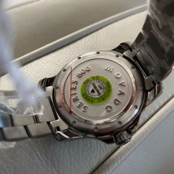 MOVADO BLUE. SERIES 800 Battery. Never used. New . - Picture 8 of 9